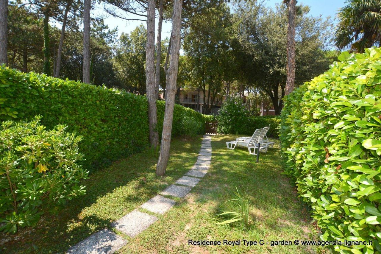 Villa A Lignano Pineta Линьяно-Саббьядоро Экстерьер фото